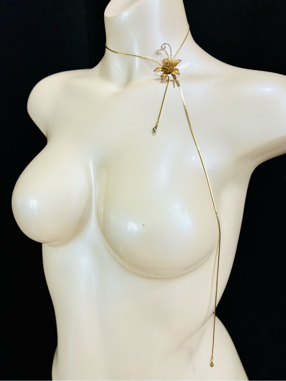 VTG Gold Floral Mesh Slider Lariat Necklace Delicate Dew Drop Tassels Boho Chic